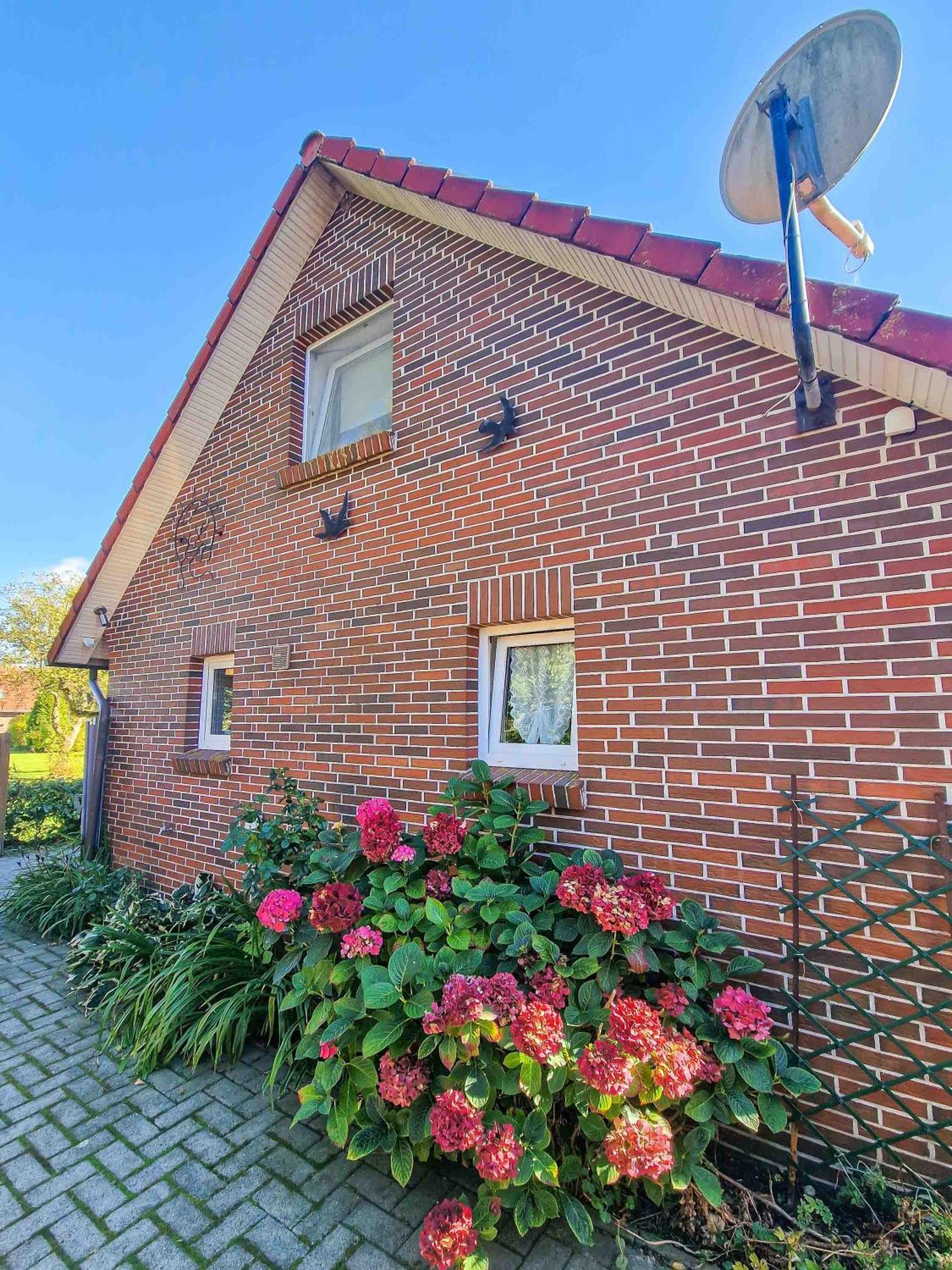 Apartamento Heinis Stuuv Greetsiel Exterior foto